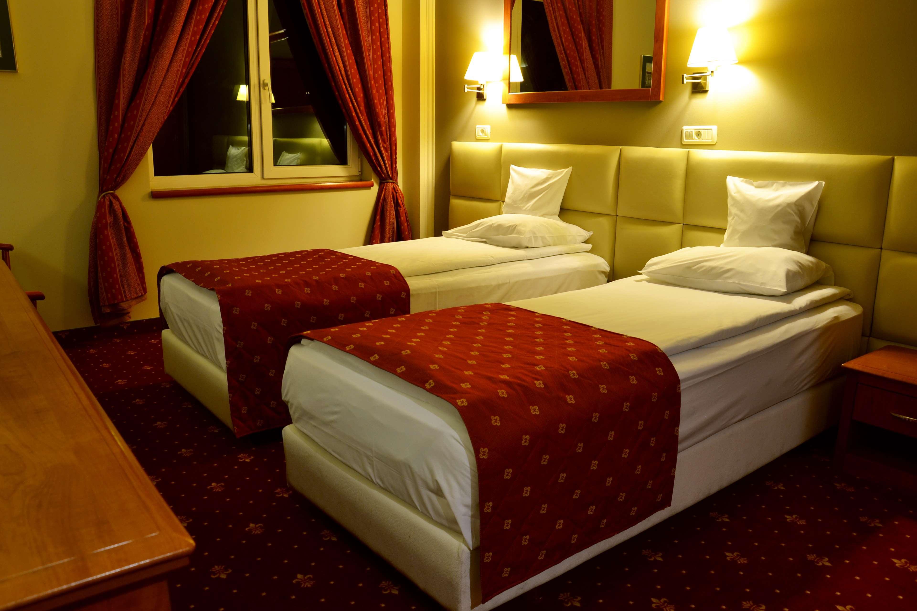 Best Western Plus Lido Hotel Timisoara Exterior photo